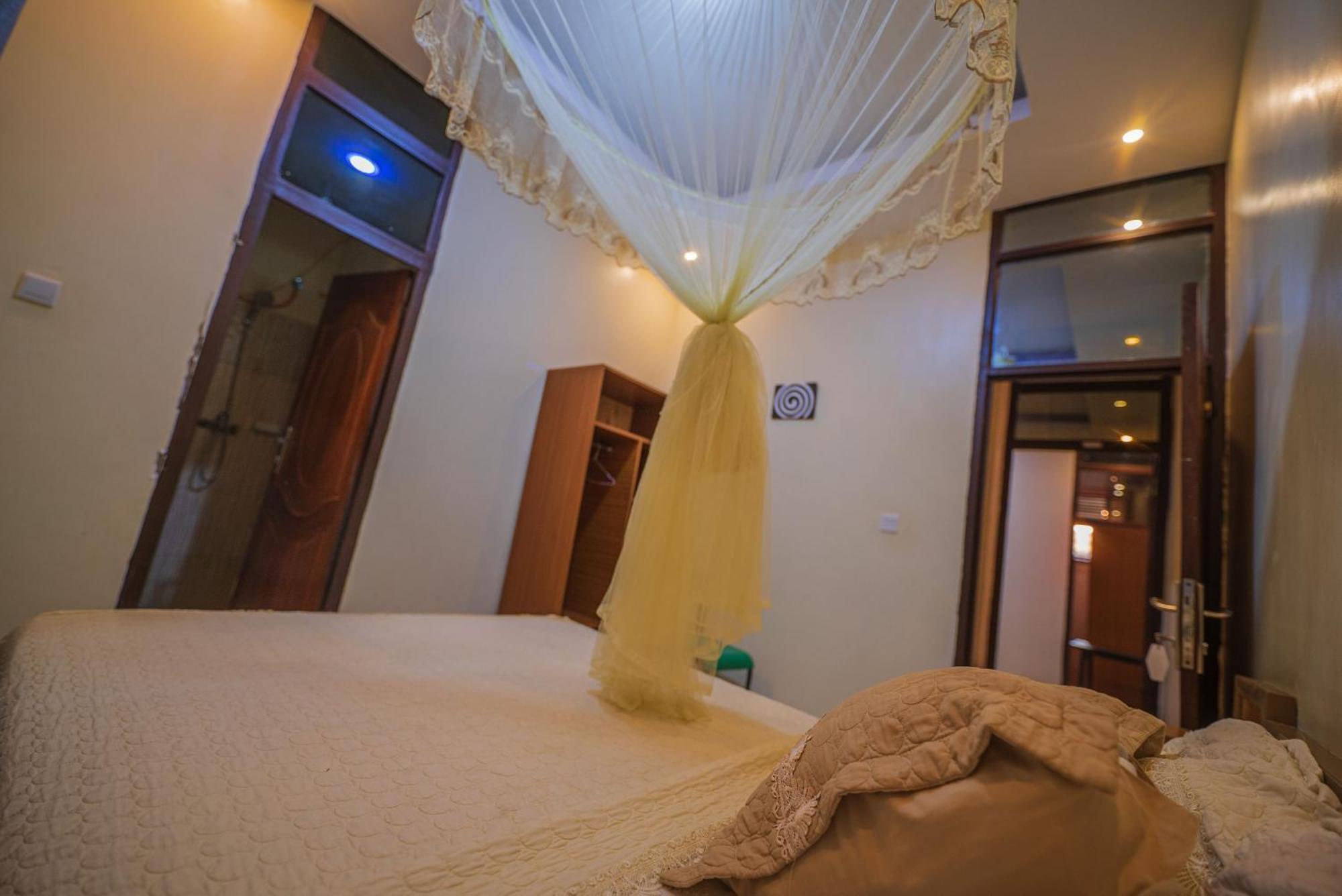 Anna Gold Hotel Kigali Exterior foto