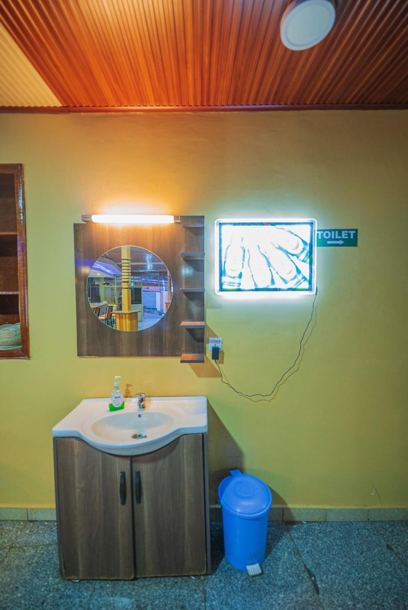 Anna Gold Hotel Kigali Exterior foto